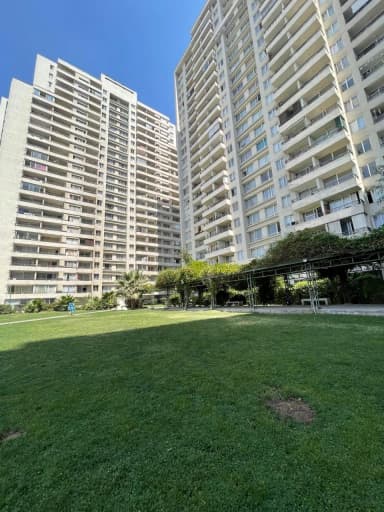 Depto en Venta Estilo Mariposa con Bodega, cercano Metro L5 - foto 1