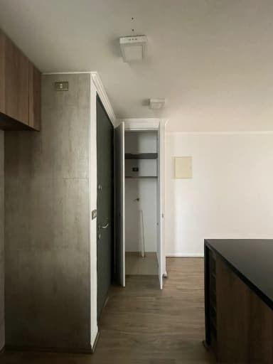 Acogedor Depto 1D 1B con Estacionamiento y Bodega, a pasos del Metro L5 - foto 4