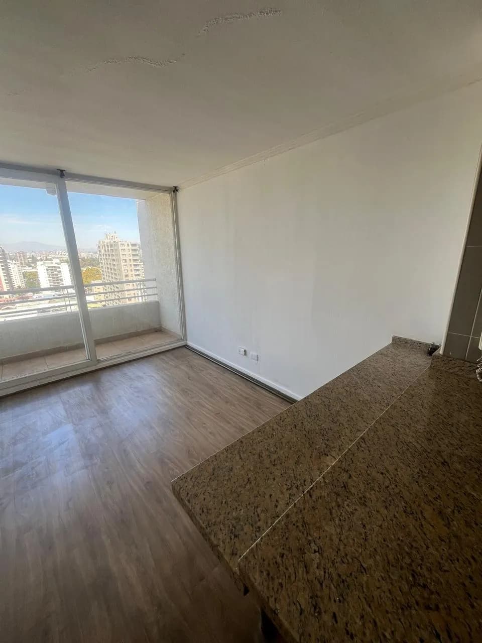 DEPTO 1 DORM CON ESTAC A PASOS DE METRO CHILE ESPAÑA, ÑUÑOA.